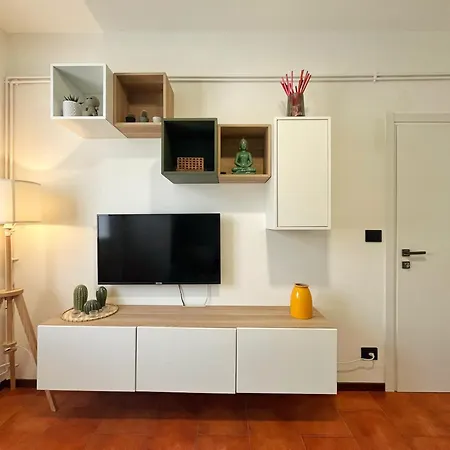 Cozy & Budget Near The Apartament *